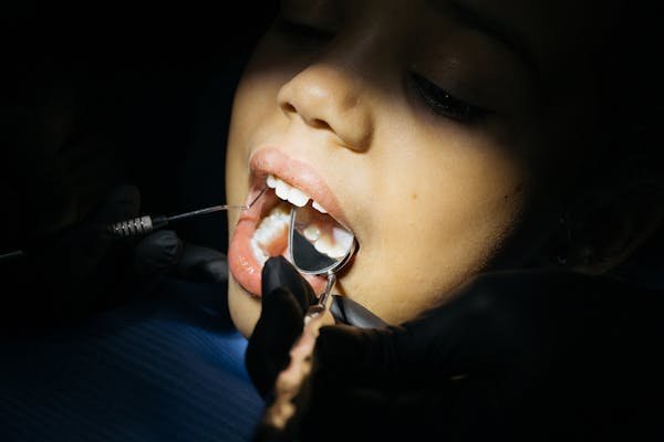 Dentiste Saint-Lambert : soins complets pour toute la famille